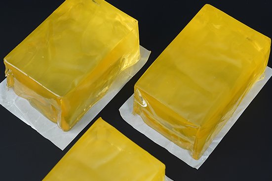 21年专注,近百款热熔胶,赋能4500+客户的粘接选择